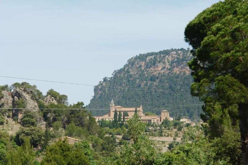 Country houses for Sale in VALLDEMOSSA, MAJORCA, Spain
