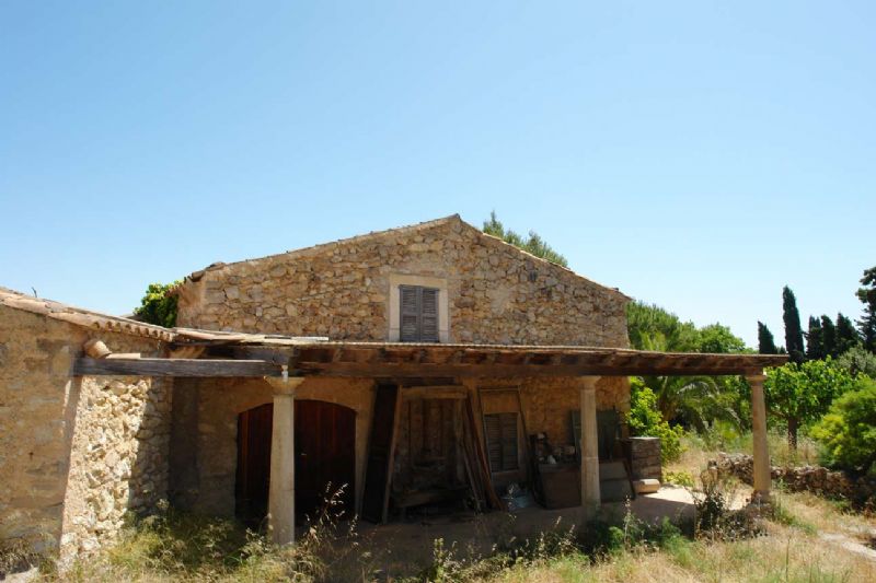 Country houses for Sale in ARTA, MAJORCA, Spain