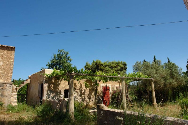 Country houses for Sale in ARTA, MAJORCA, Spain