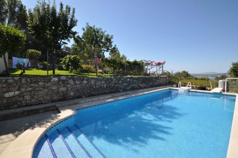 Country houses for Sale in ALCUDIA, MAJORCA, Spain