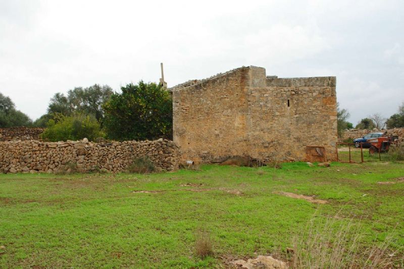 Country houses for Sale in LLUCMAJOR, MAJORCA, Spain