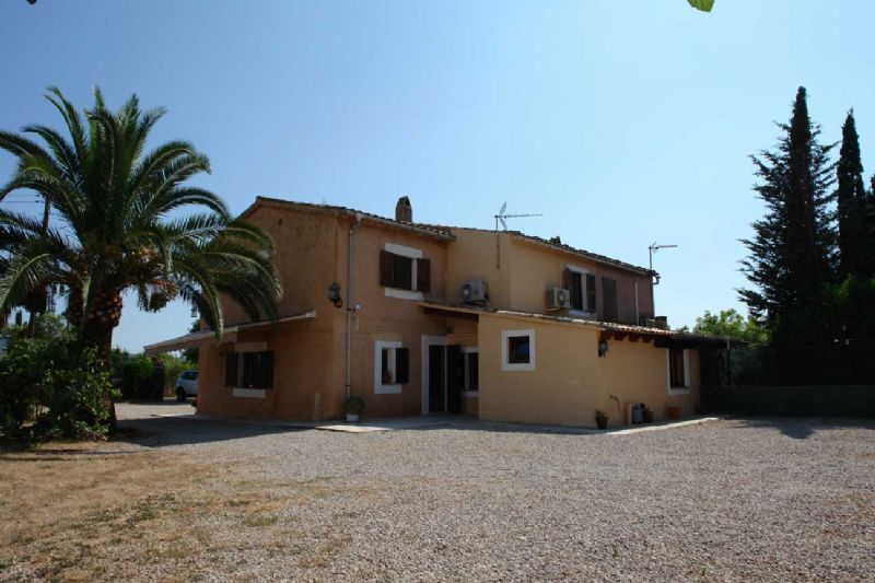 Country houses for Sale in CONSELL, MAJORCA, Spain