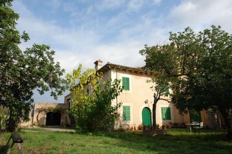 Country houses for Sale in ARTA, MAJORCA, Spain
