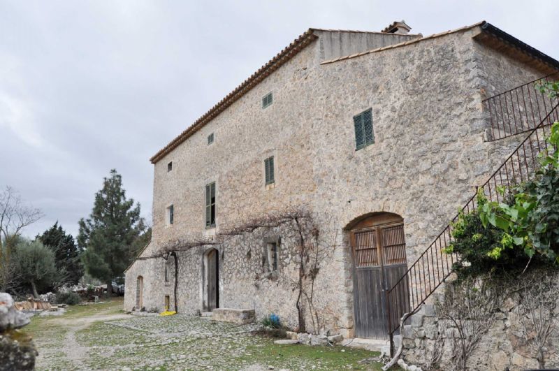 Country houses for Sale in ESCORCA, MAJORCA, Spain