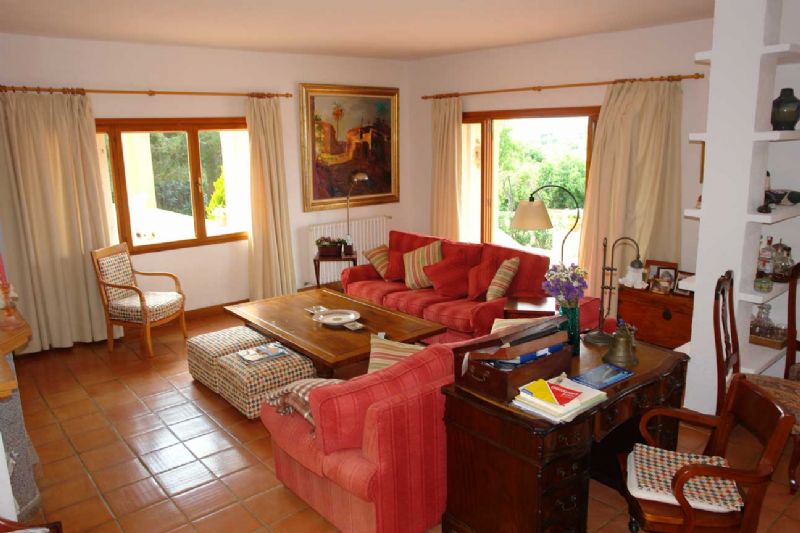 Country houses for Sale in ALCUDIA, MAJORCA, Spain