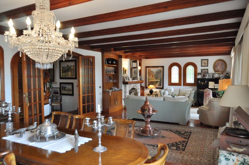 Villas for Sale in INCA, MAJORCA, Spain