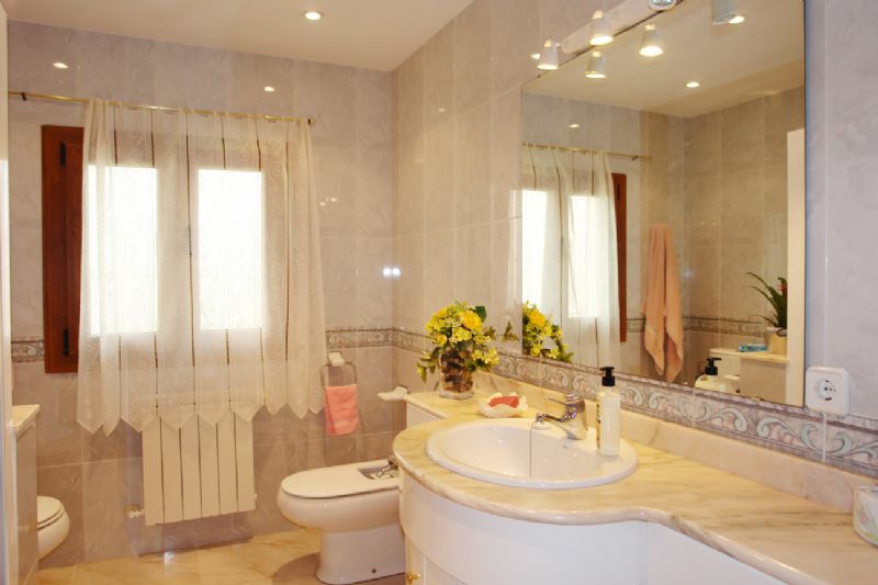 Villas for Sale in Barcar�s, ALCUDIA, MAJORCA, Spain