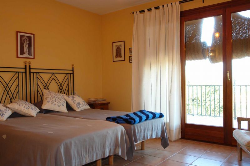 Country houses for Sale in COSTITX, MAJORCA, Spain