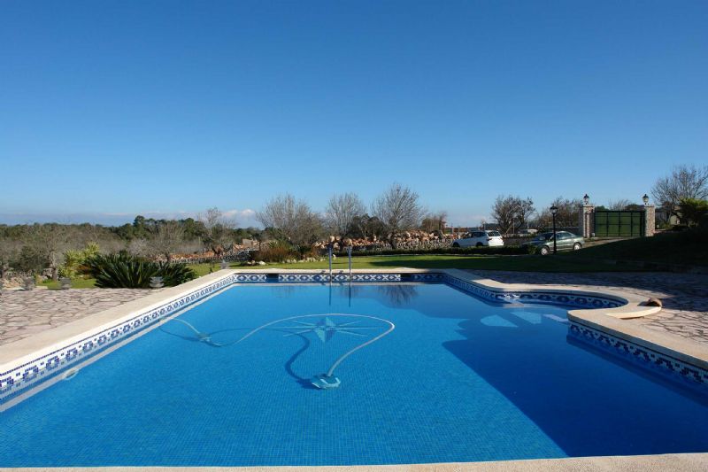 Country houses for Sale in COSTITX, MAJORCA, Spain