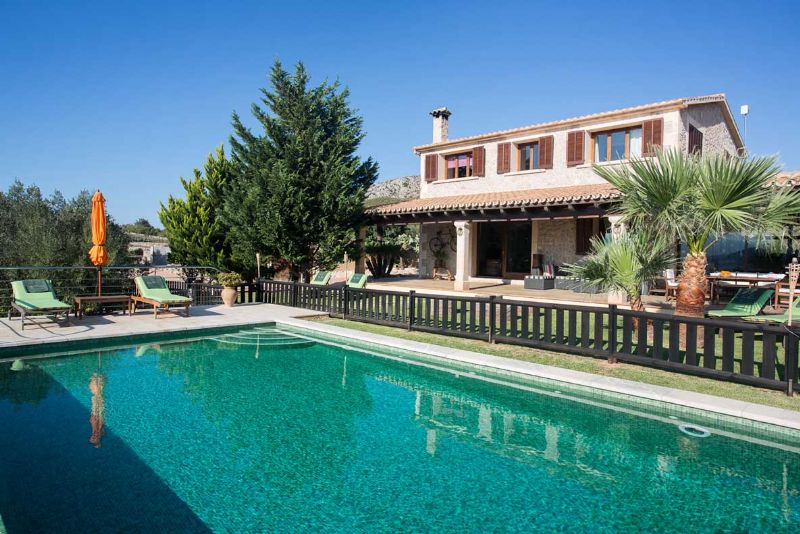 Country houses for Sale in ALCUDIA, MAJORCA, Spain