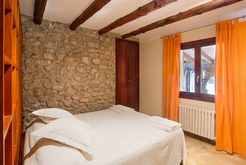 Country houses for Sale in ALCUDIA, MAJORCA, Spain