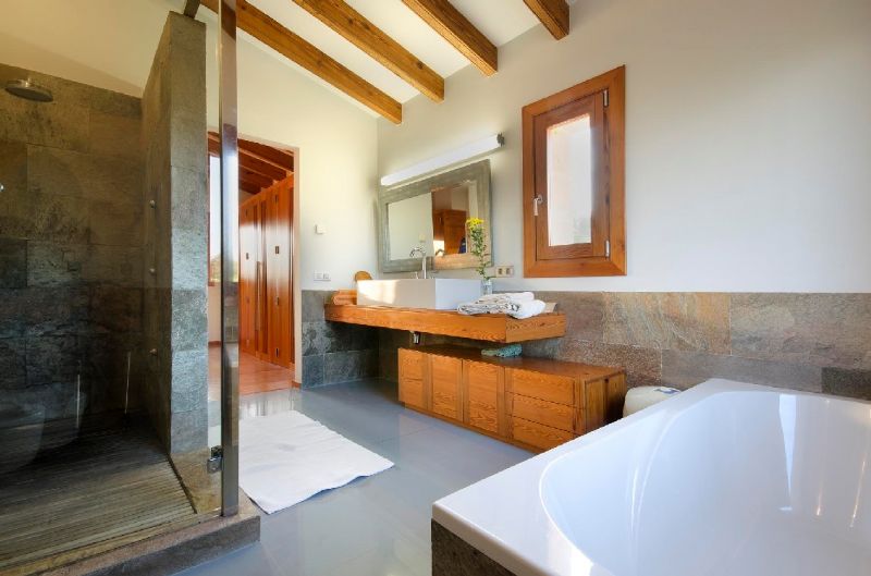 Villas for Sale in POLLENSA, MAJORCA, Spain