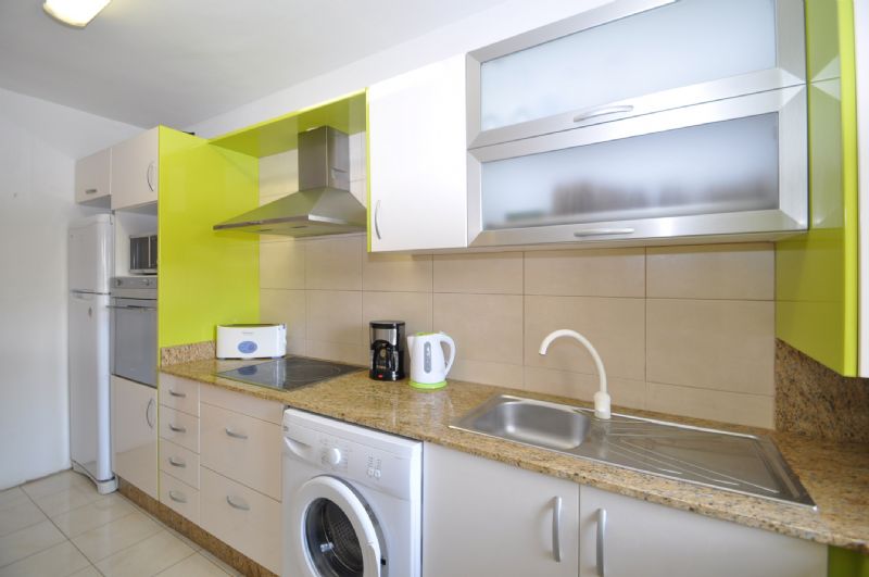 Apartments/Flats for Sale in PUERTO DE ALCUDIA, ALCUDIA, MAJORCA, Spain