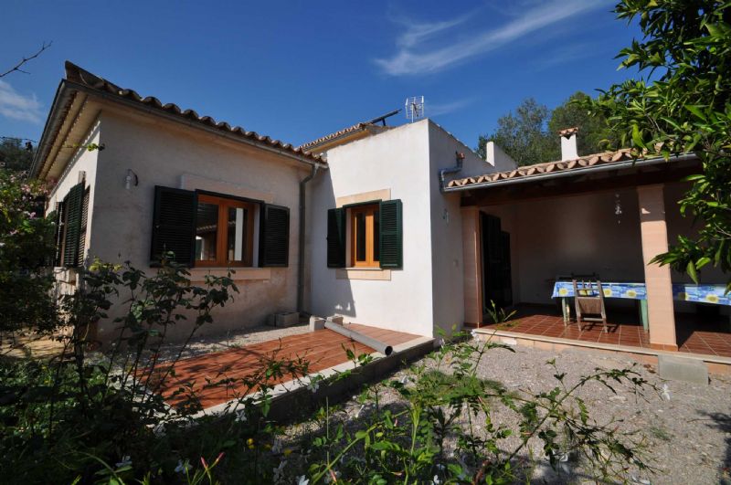 Country houses for Sale in SENCELLES, MAJORCA, Spain
