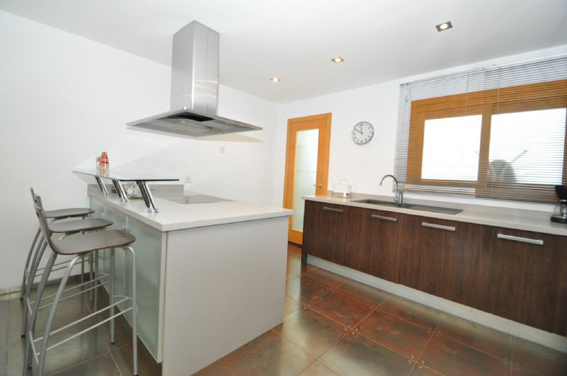 Apartments/Flats for Sale in PUERTO DE ALCUDIA, ALCUDIA, MAJORCA, Spain