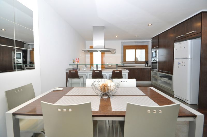 Apartments/Flats for Sale in PUERTO DE ALCUDIA, ALCUDIA, MAJORCA, Spain