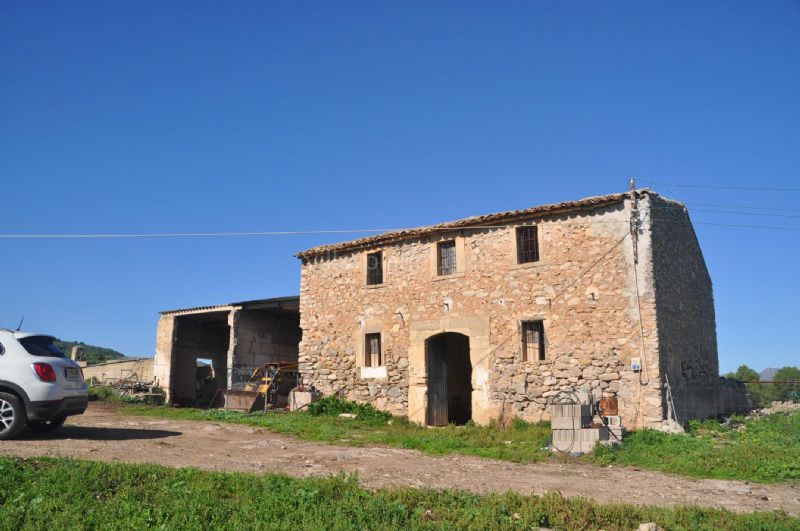 Country houses for Sale in ARTA, MAJORCA, Spain