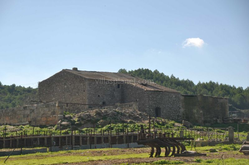 Country houses for Sale in ARTA, MAJORCA, Spain