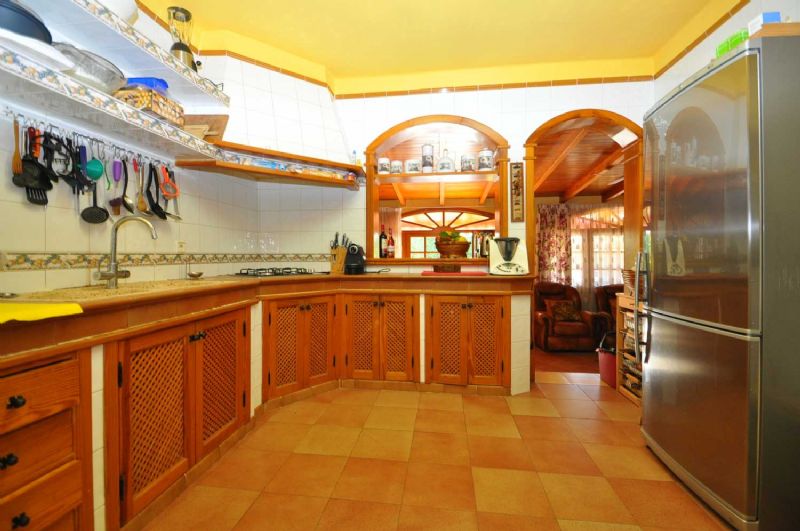 Country houses for Sale in BINISSALEM, MAJORCA, Spain