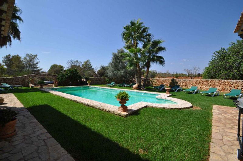 Country houses for Sale in LLUCMAJOR, MAJORCA, Spain
