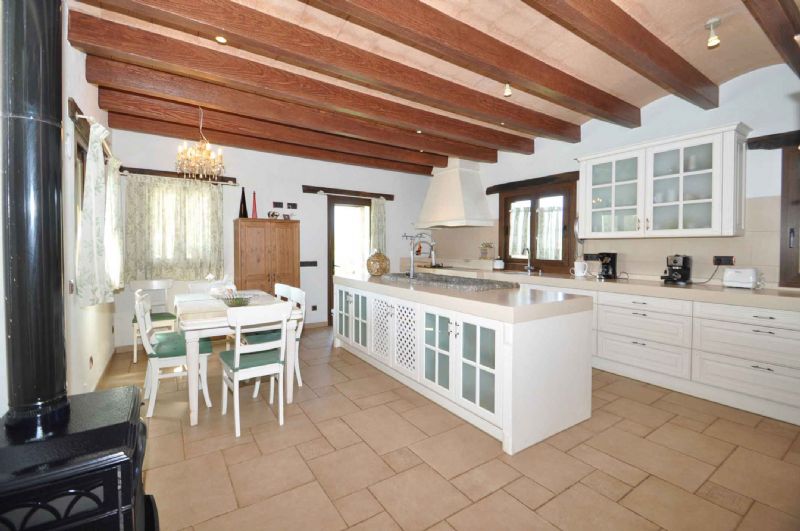Country houses for Sale in LLUCMAJOR, MAJORCA, Spain