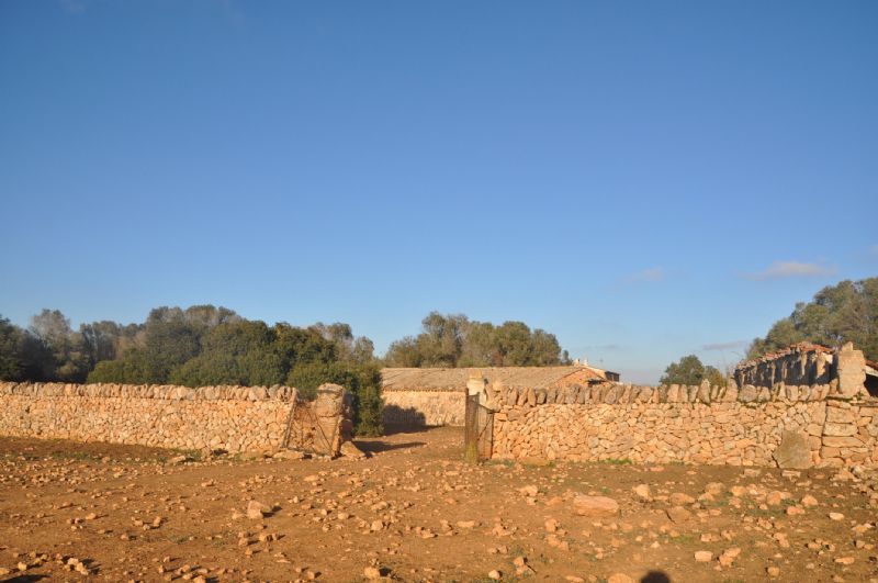 Country houses for Sale in LLUCMAJOR, MAJORCA, Spain