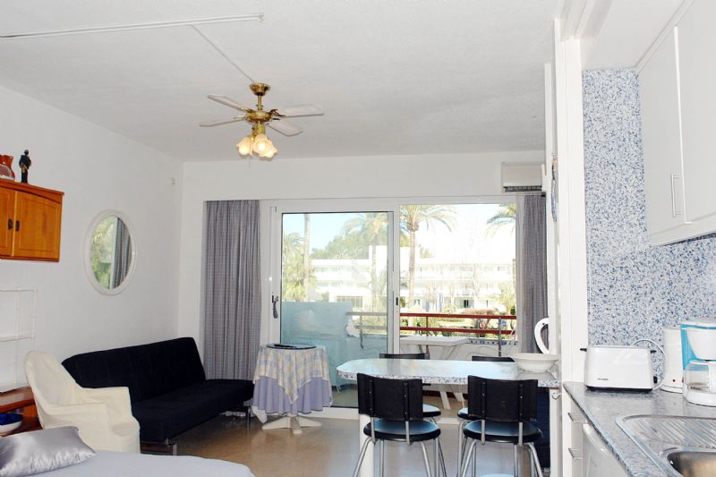 Apartments/Flats for Sale in PUERTO DE ALCUDIA, ALCUDIA, MAJORCA, Spain