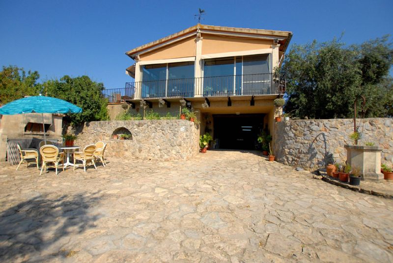 Country houses for Sale in ALCUDIA, MAJORCA, Spain