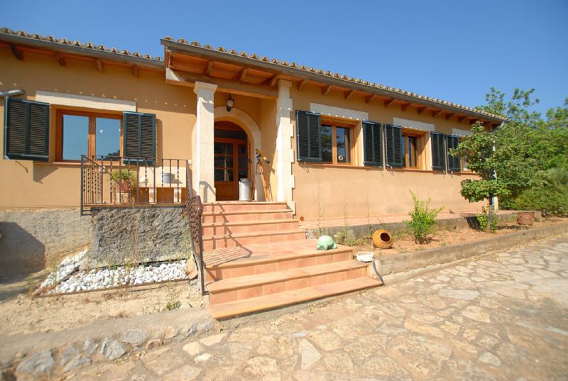 Country houses for Sale in ALCUDIA, MAJORCA, Spain