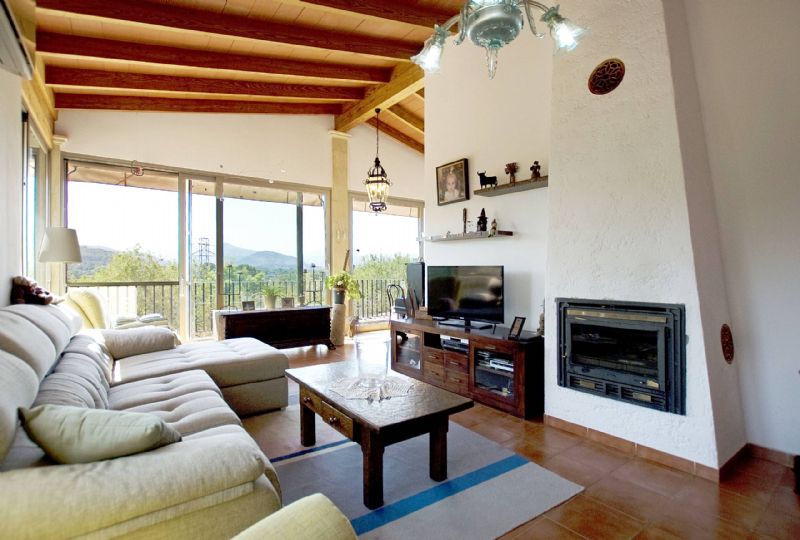 Country houses for Sale in ALCUDIA, MAJORCA, Spain