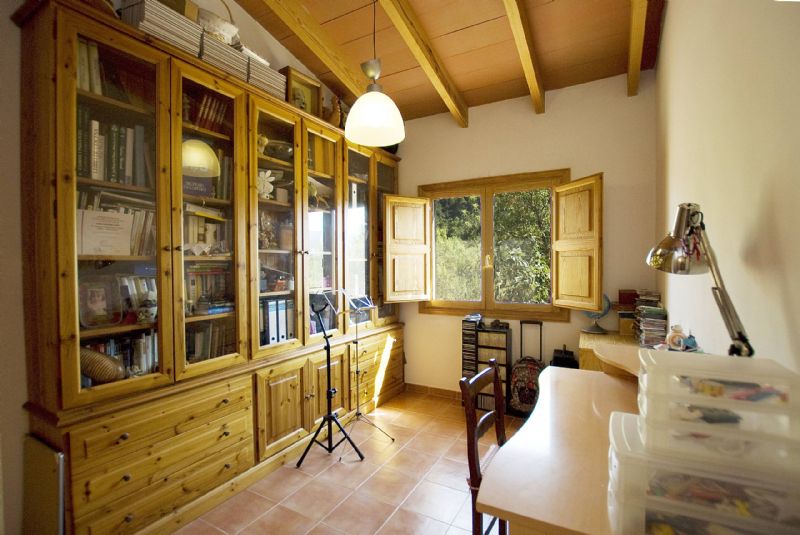 Country houses for Sale in ALCUDIA, MAJORCA, Spain