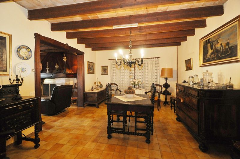 Country houses for Sale in MANCOR DE LA VALL, MAJORCA, Spain