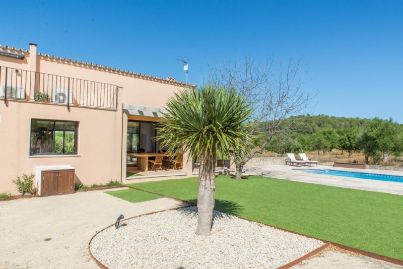 Country houses for Sale in SINEU, MAJORCA, Spain