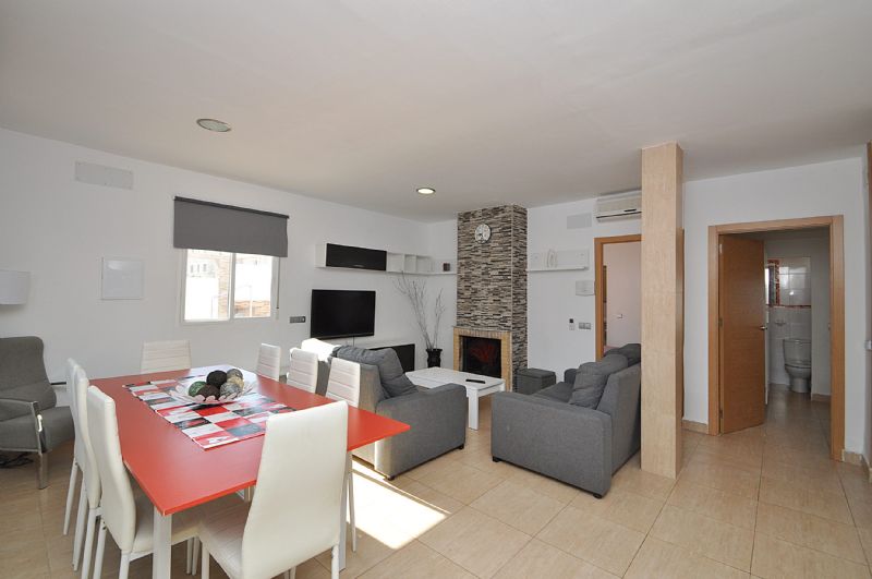 Villas for Sale in PUERTO DE ALCUDIA, ALCUDIA, MAJORCA, Spain