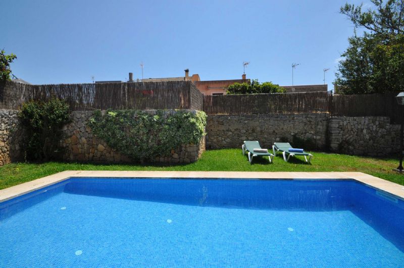 Townhouses for Rent in SANT LLORENS, MAJORCA, Spain