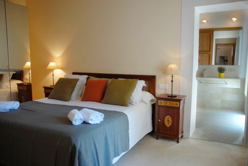 Country houses for Rent in SON SERVERA, MAJORCA, Spain