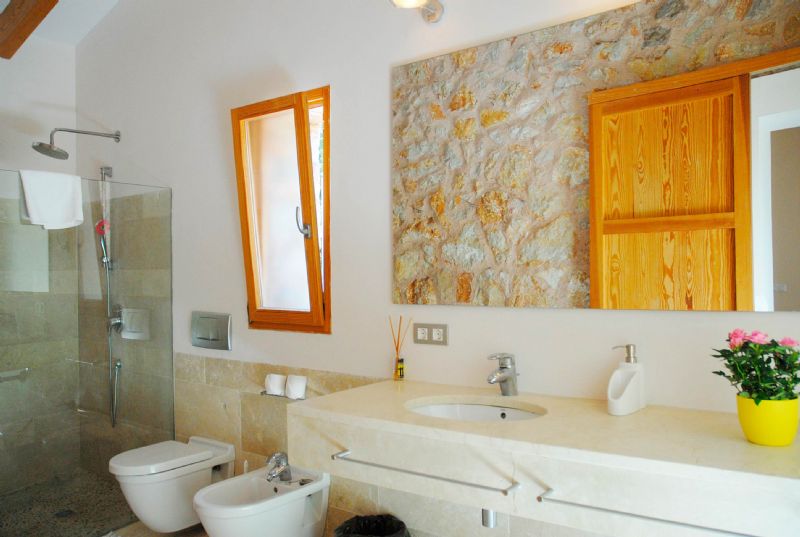 Country houses for Rent in SON SERVERA, MAJORCA, Spain