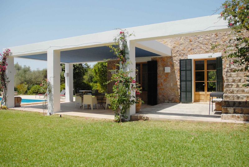 Country houses for Rent in SON SERVERA, MAJORCA, Spain