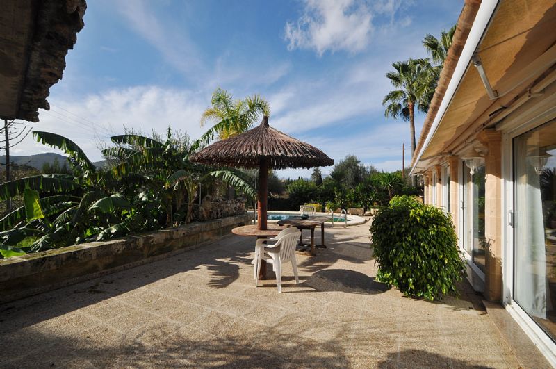 Country houses for Rent in ALCUDIA, MAJORCA, Spain