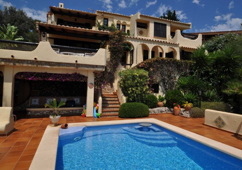 Villas for Rent in Alcanada, ALCUDIA, MAJORCA, Spain
