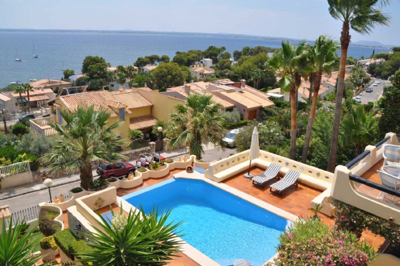 Villas for Rent in Alcanada, ALCUDIA, MAJORCA, Spain