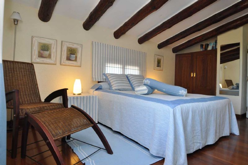 Country houses for Rent in PETRA, MAJORCA, Spain