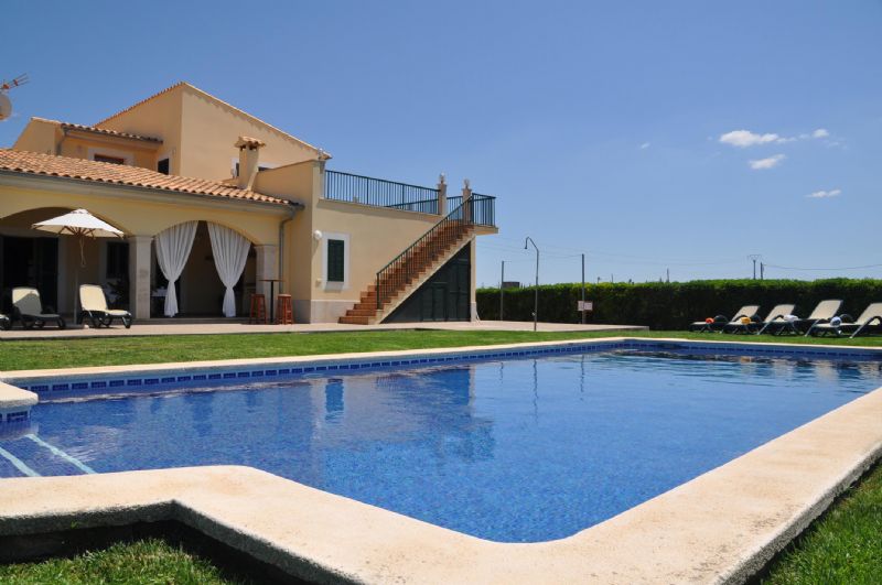 Country houses for Rent in SA POBLA, MAJORCA, Spain