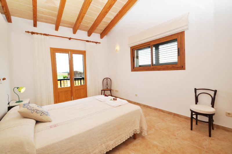 Country houses for Rent in SA POBLA, MAJORCA, Spain