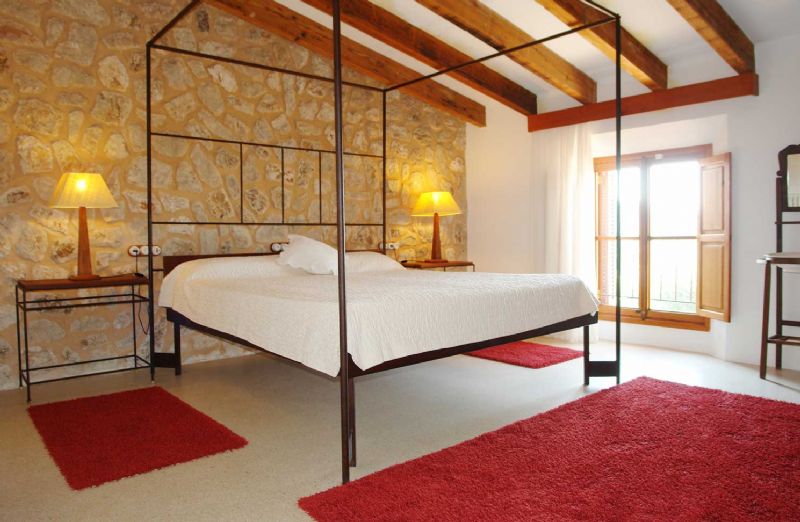 Country houses for Rent in SANT LLORENS, MAJORCA, Spain