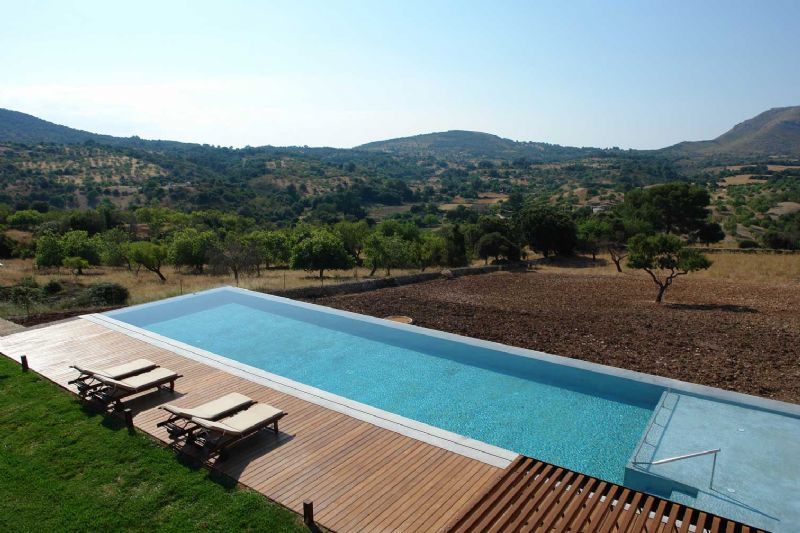 Country houses for Rent in SANT LLORENS, MAJORCA, Spain