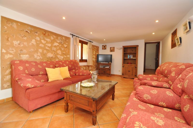 Country houses for Rent in LLUBI, MAJORCA, Spain