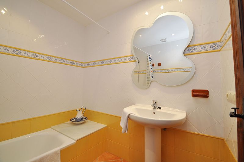 Country houses for Rent in LLUBI, MAJORCA, Spain