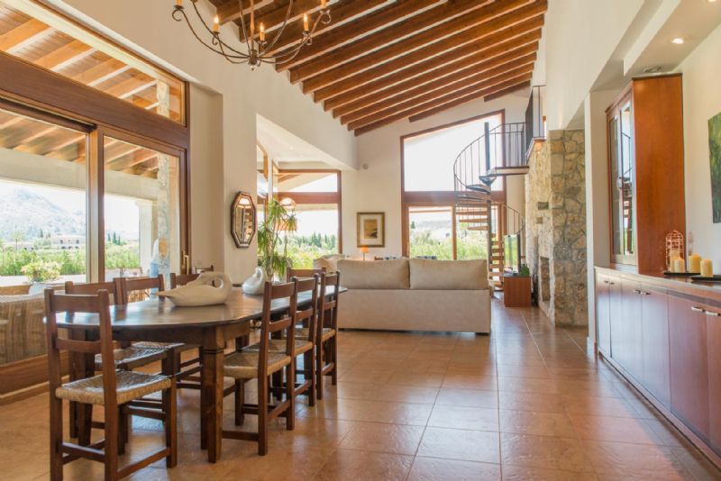 Country houses for Rent in ALCUDIA, MAJORCA, Spain