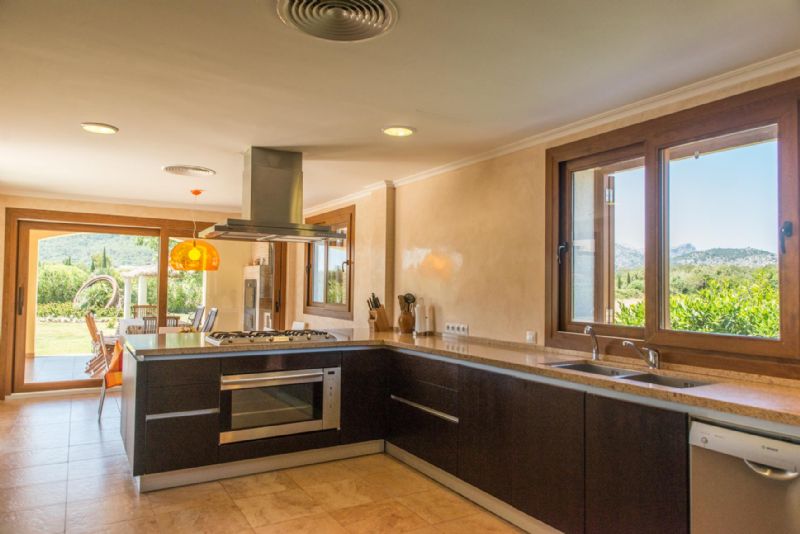 Country houses for Rent in ALCUDIA, MAJORCA, Spain